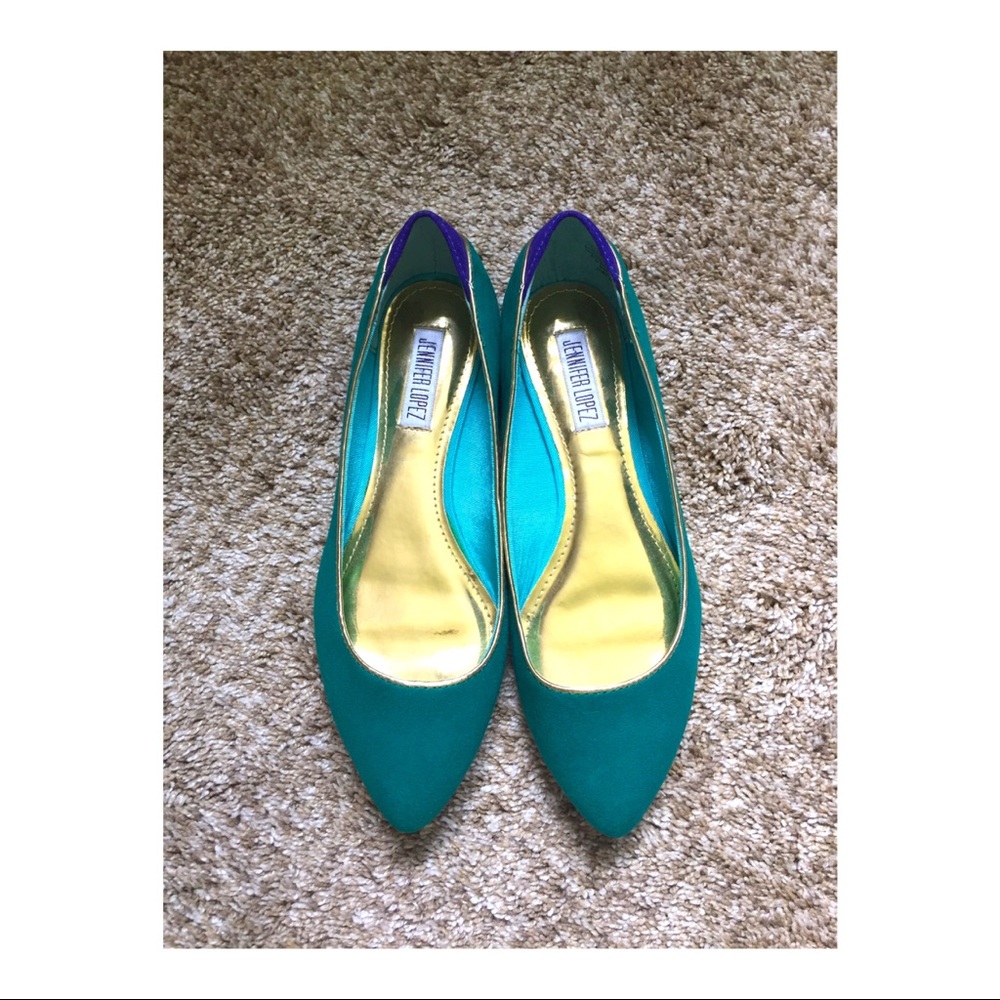 Jennifer Lopez Pointed toe flat’s